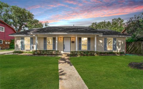 Photo of 8119 Springtime Lane, Houston, TX 77075 (MLS # 44565029)