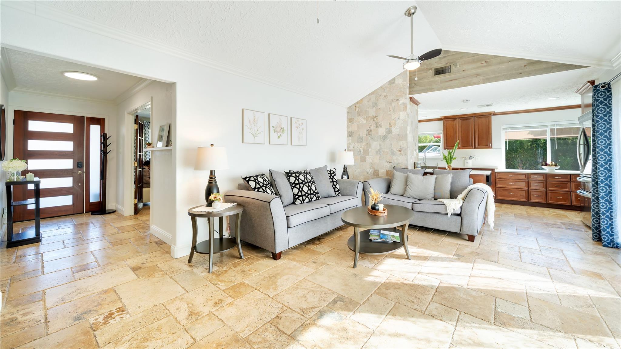 1107 Shorewood Drive