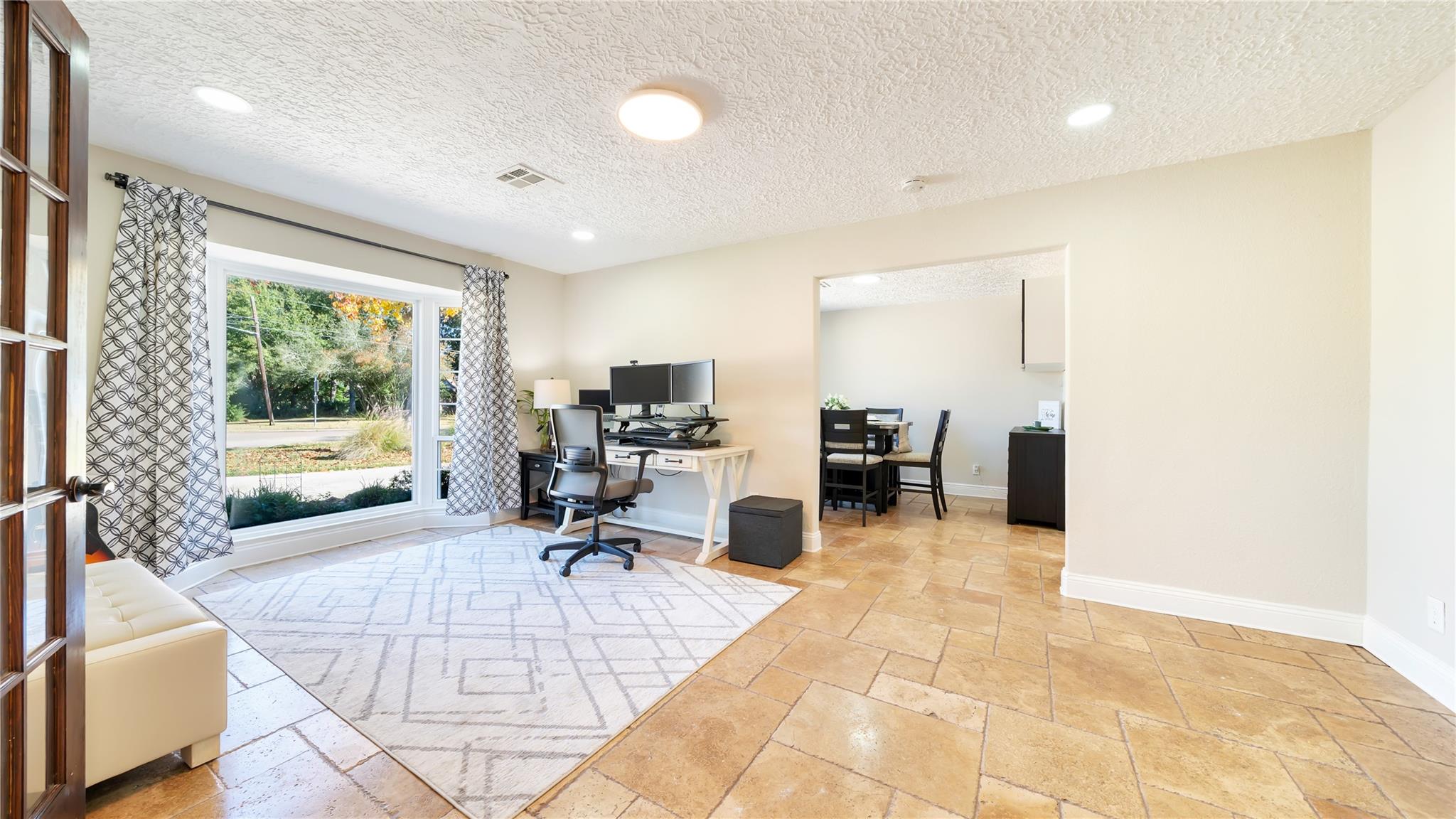 1107 Shorewood Drive