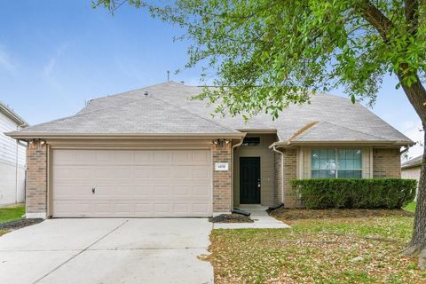 Photo of 6030 NW Creek Circle, Houston, TX 77086 (MLS # 44238666)