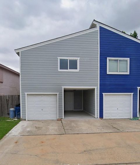 Photo of 811 Knights Bridge Lane #A, Webster, TX 77058 (MLS # 50466063)