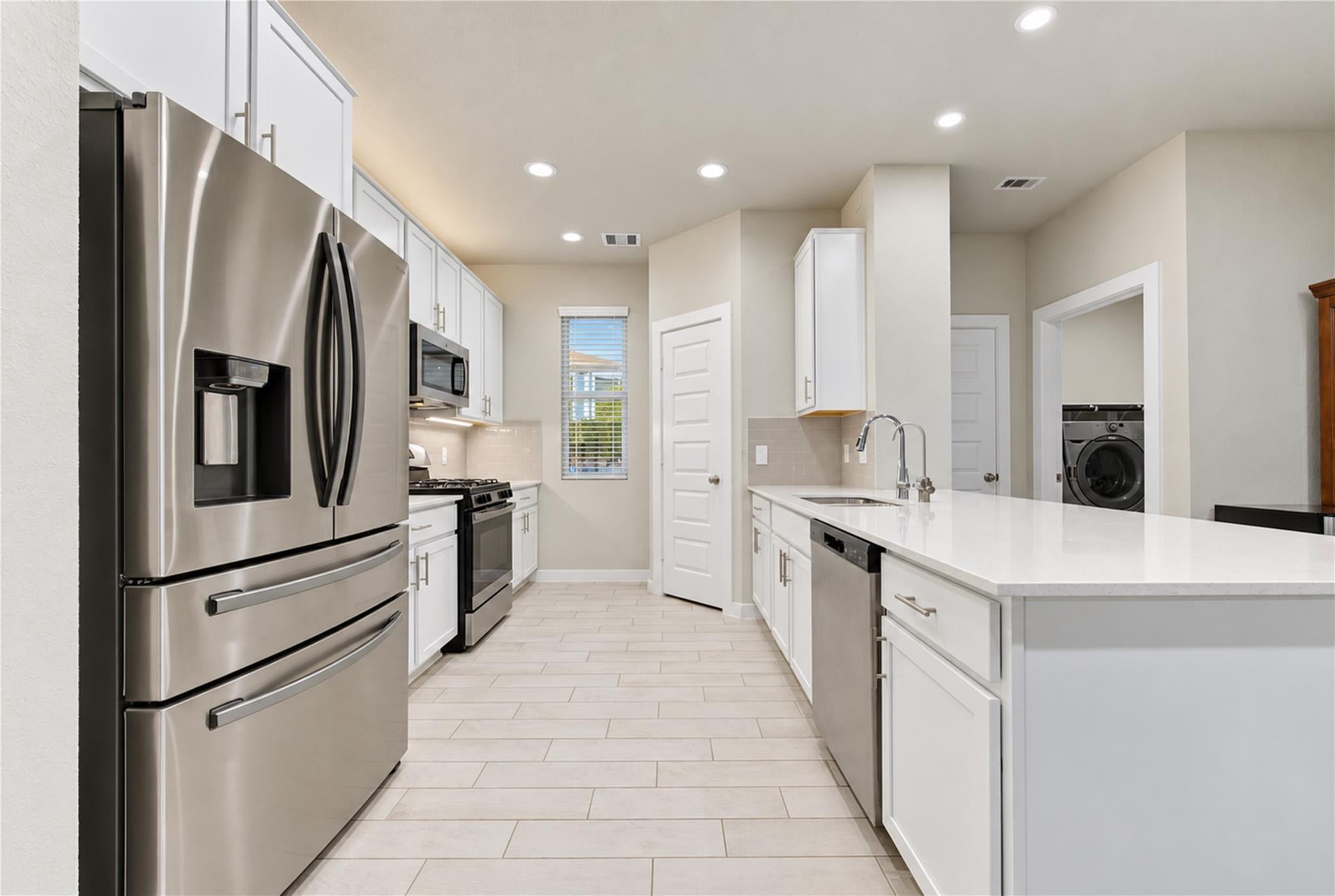 3819 Blue Grama Grass Drive