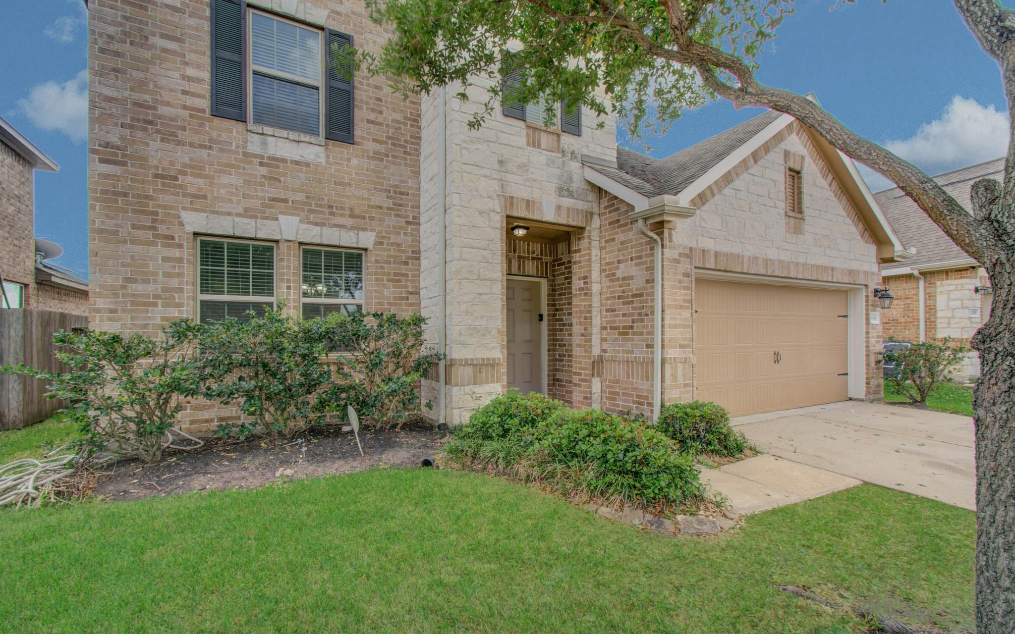 20331 Weeping Pine Way