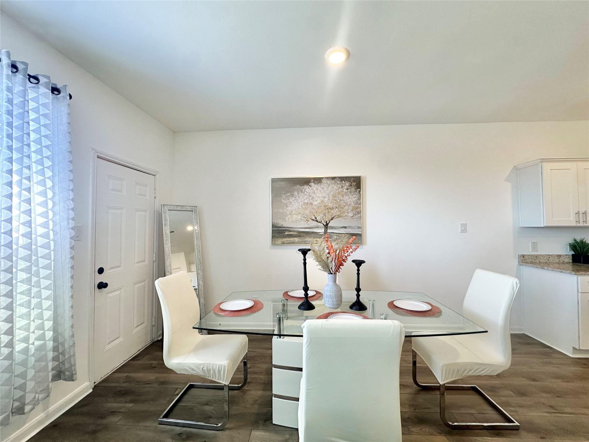 11218 Beverley Park Street