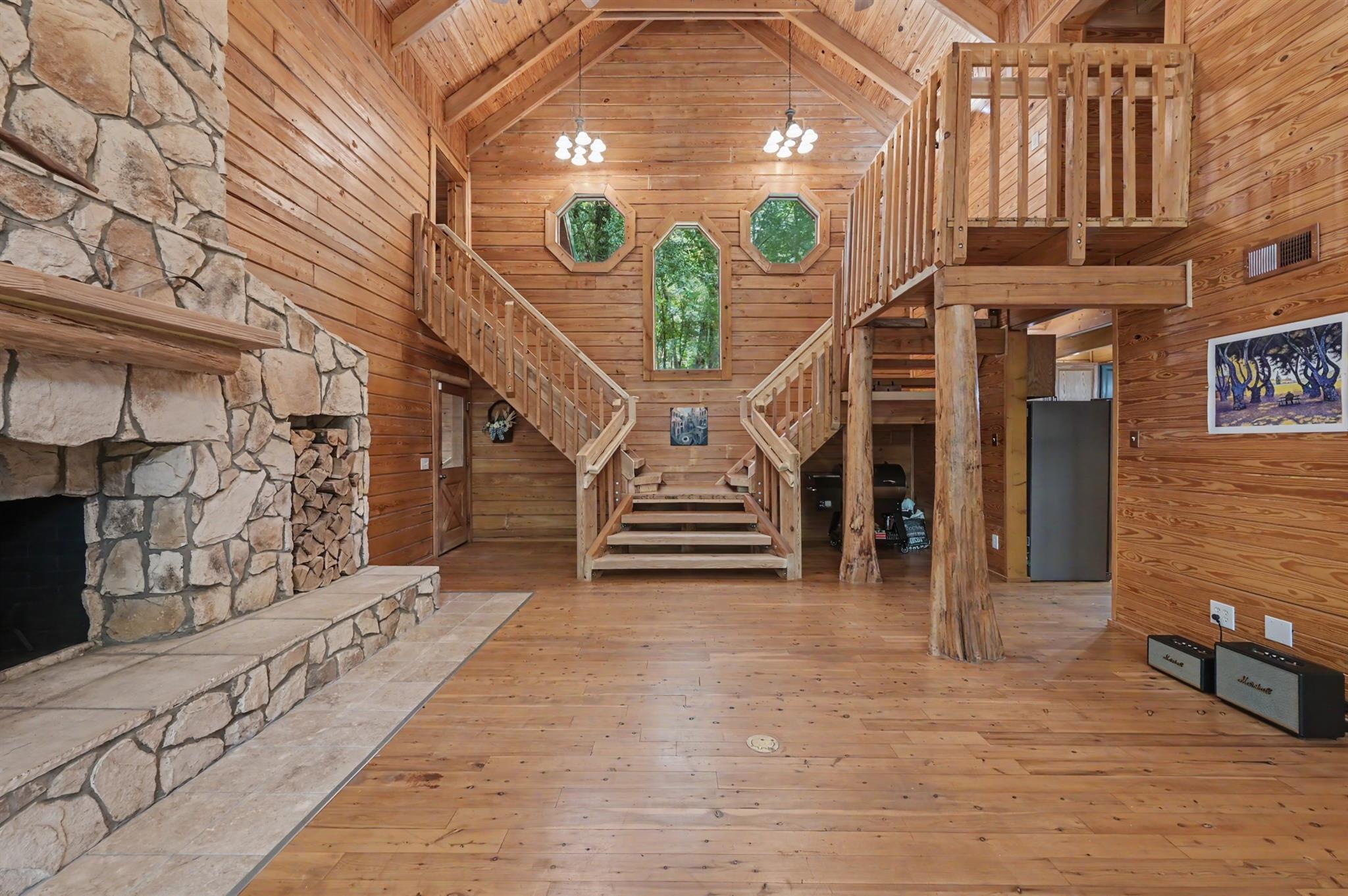 1701 Oak Ridge Road
