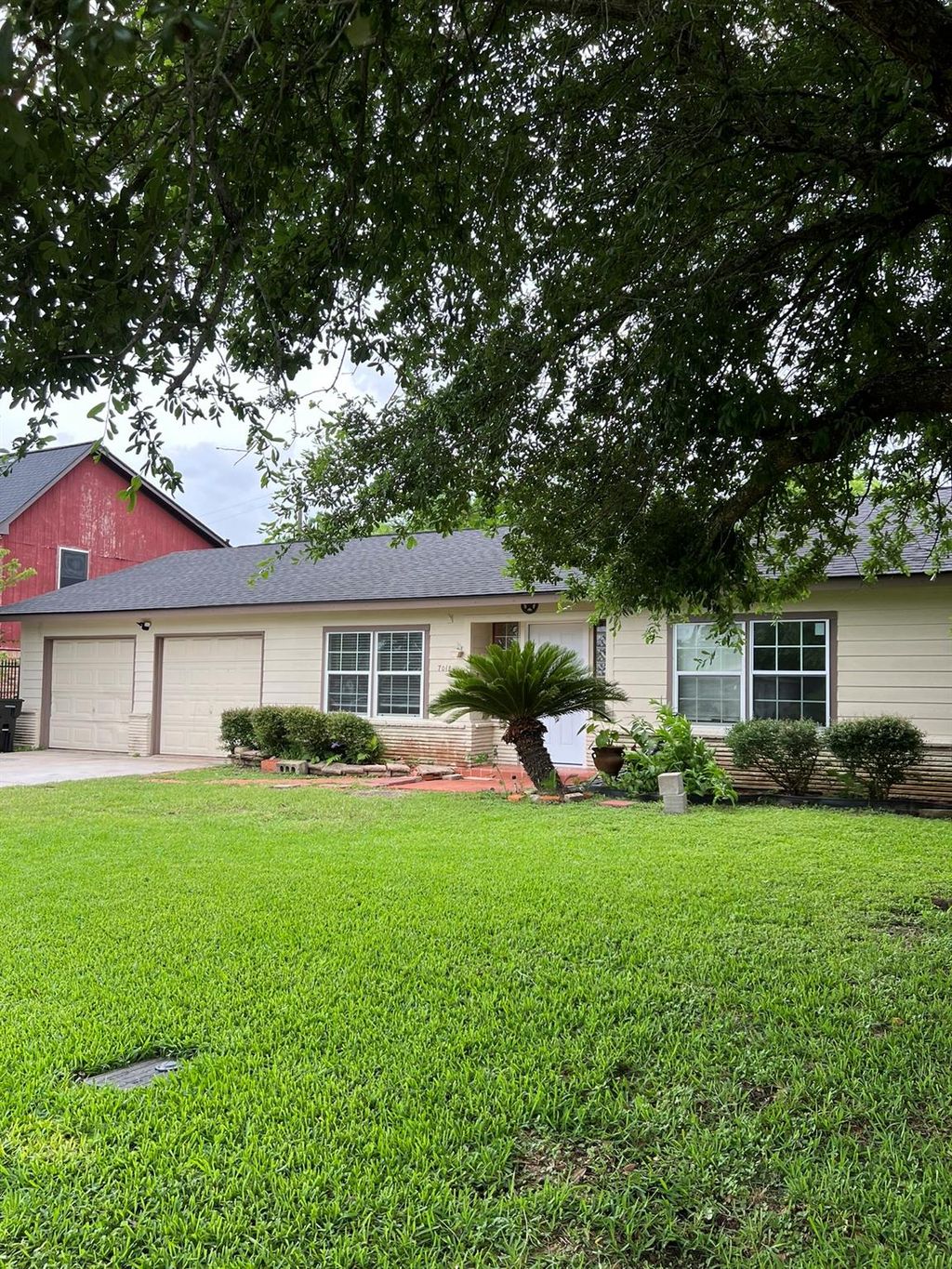 Photo of 7018 Rook Boulevard, Houston, TX 77087 (MLS # 26559745)