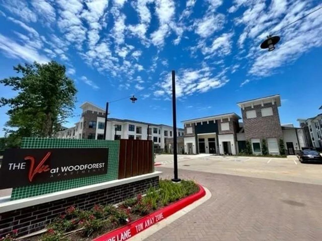 Photo of 1800 Central Pine Street #1314, Montgomery, TX 77316 (MLS # 29768942)