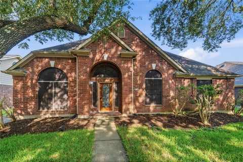 Homes For Sale - 334 Indian Summer Drive<br/> Fort Bend County, Sugar Land, TX 77479