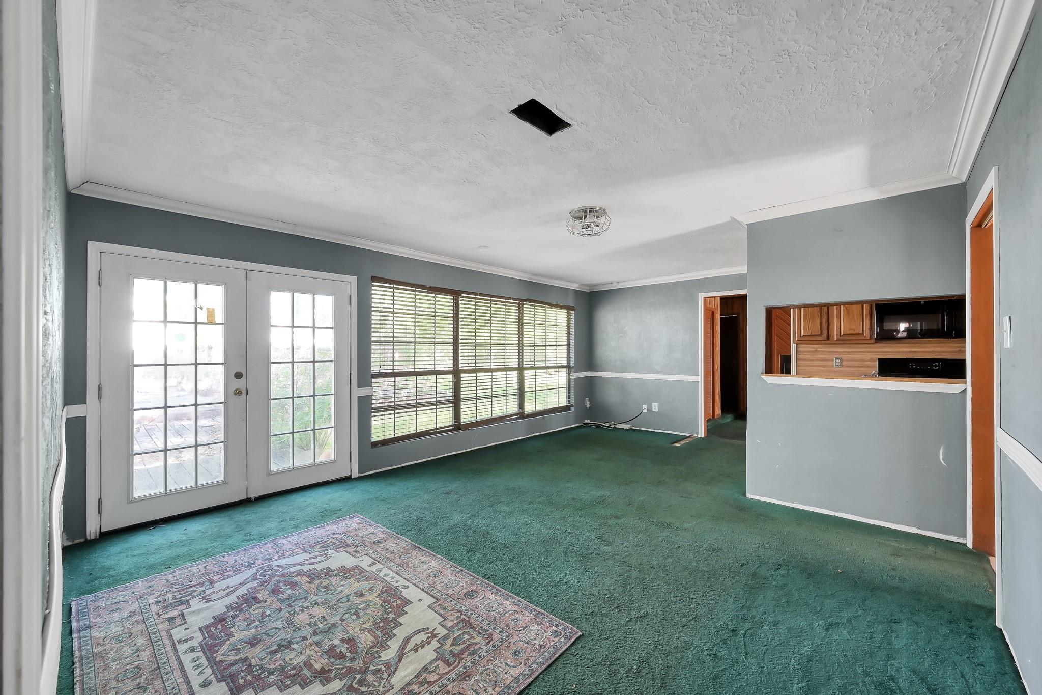 807 Dr Martin Luther King Jr Place N