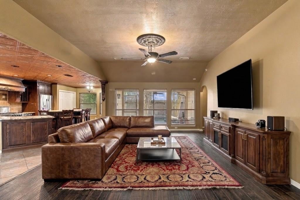 3438 Bayou Forest Drive