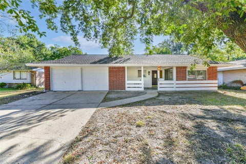 Photo of 1918 Huntress Lane, Houston, TX 77062 (MLS # 24116622)