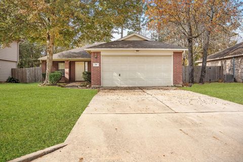 Photo of 256 Indian Falls S, Conroe, TX 77316 (MLS # 82758031)