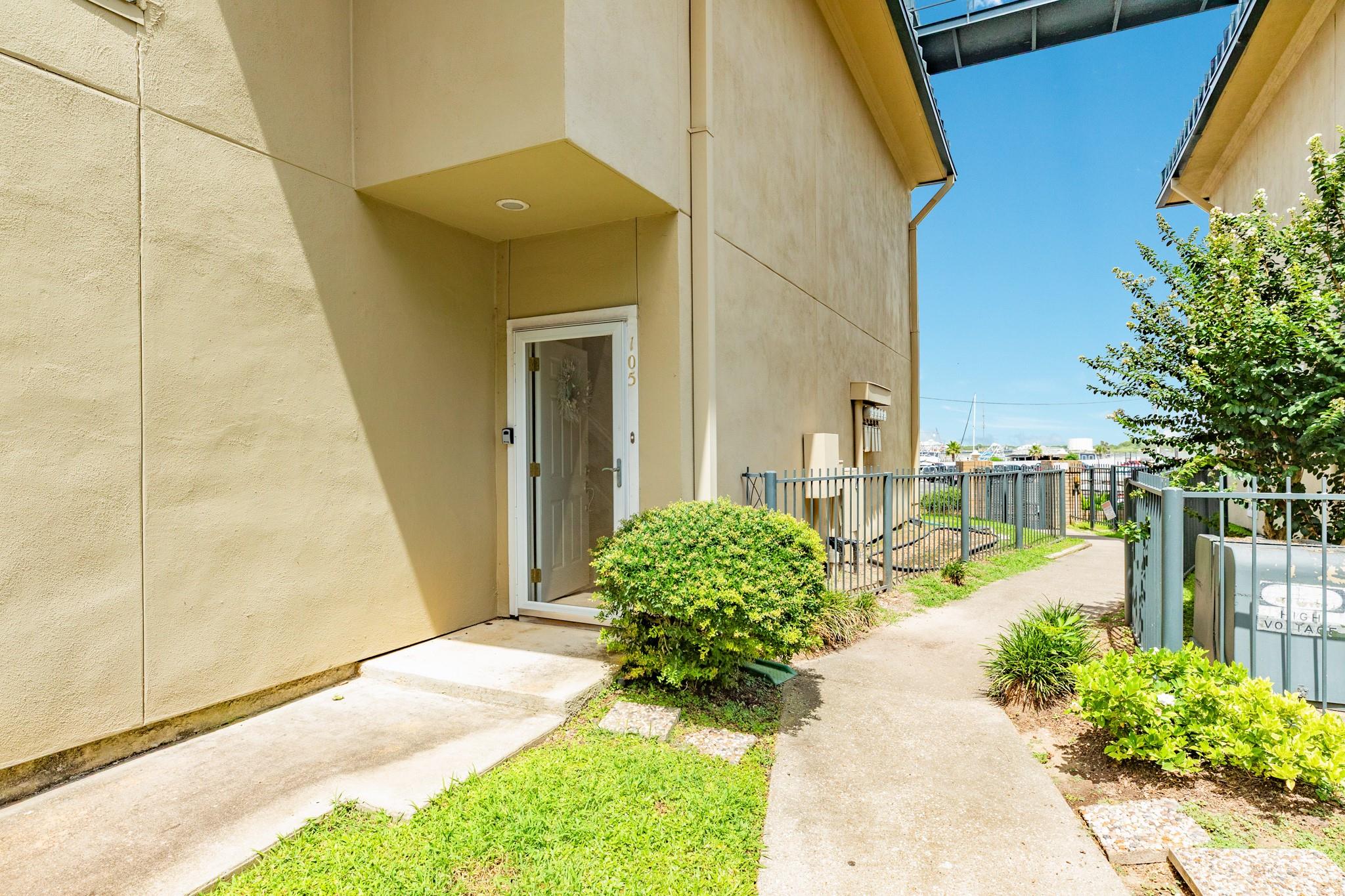 921 Marine Drive 105