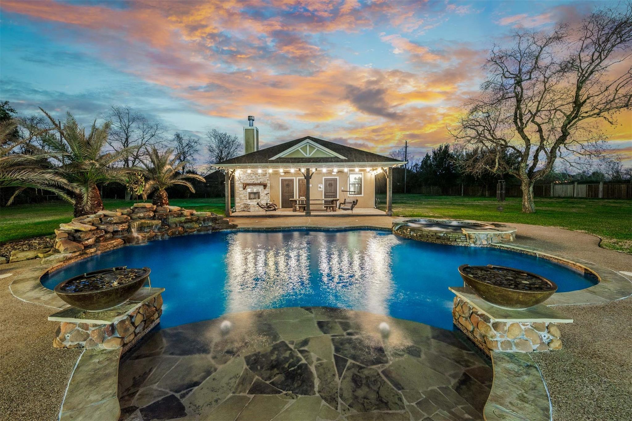 26603 Meadow Lane
