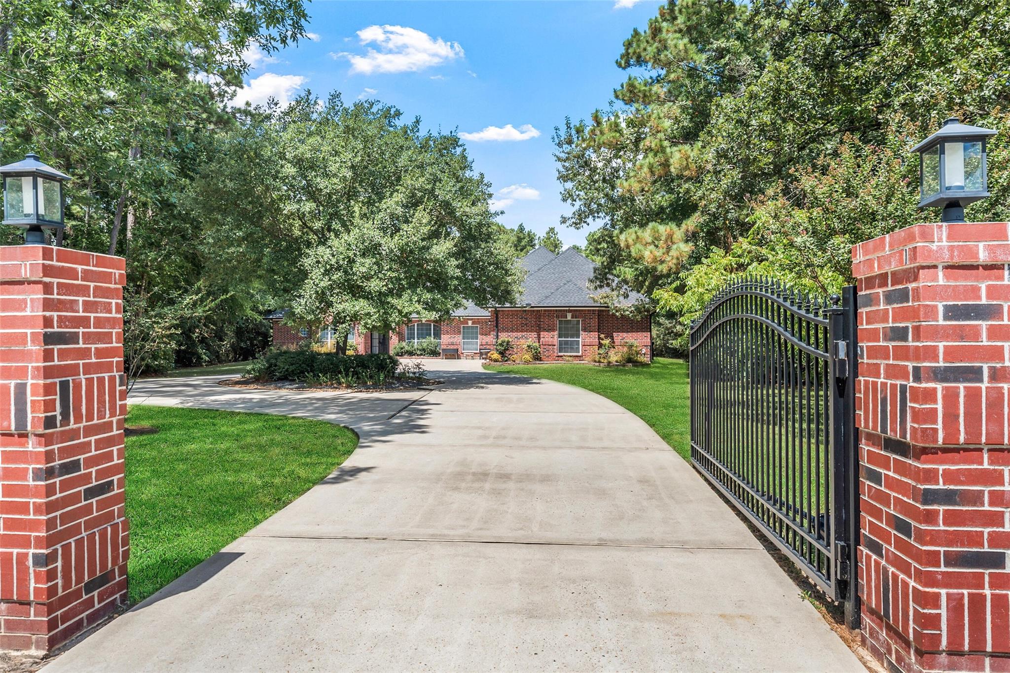 12418 Longmire Way