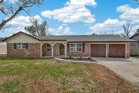 Photo of 9623 Meadowglen Lane, Houston, TX 77063 (MLS # 22879512)