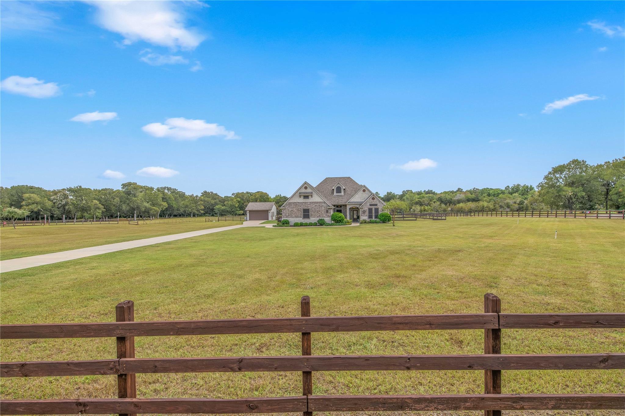 9600 Shadow Creek Trail NW