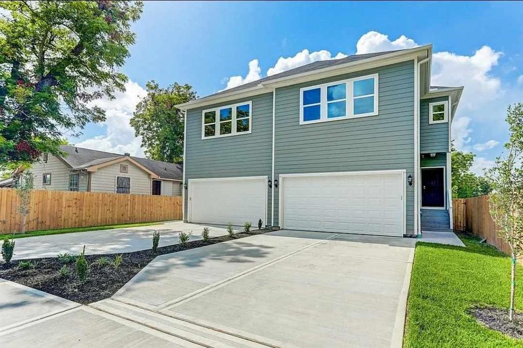 Photo of 3128 Coal Street #A, Houston, TX 77026 (MLS # 70171069)