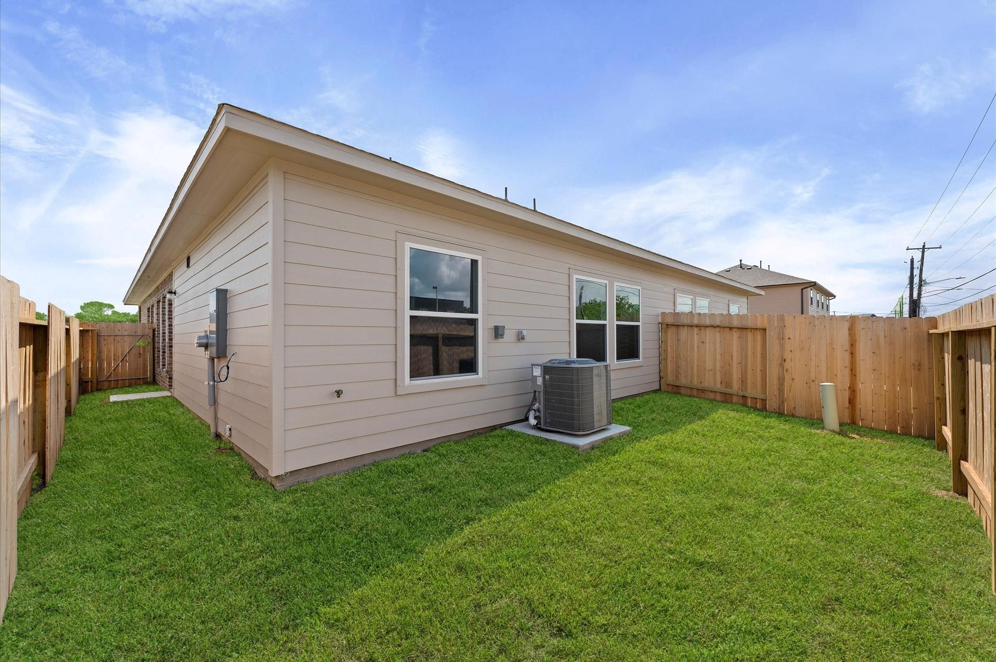 1364 Mixander Way