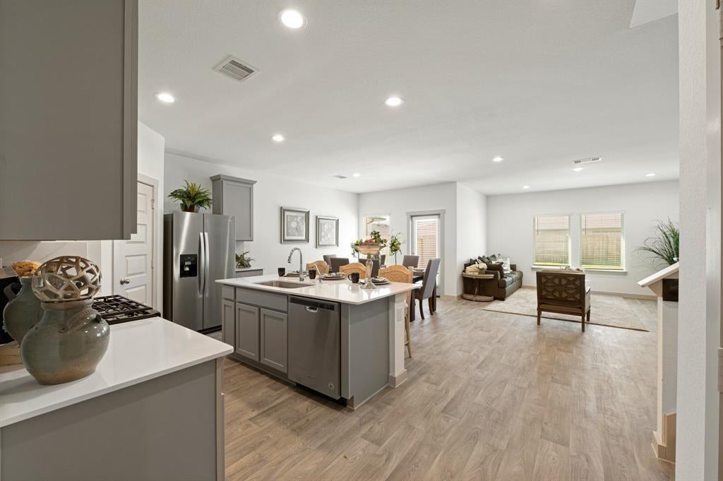 7214 Sunset Creek Drive