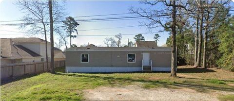 Photo of 16657 E Forrestal, Montgomery, TX 77316 (MLS # 33710539) Photo of 16657 E Forrestal, Montgomery, TX 77316 (MLS # 33710539)