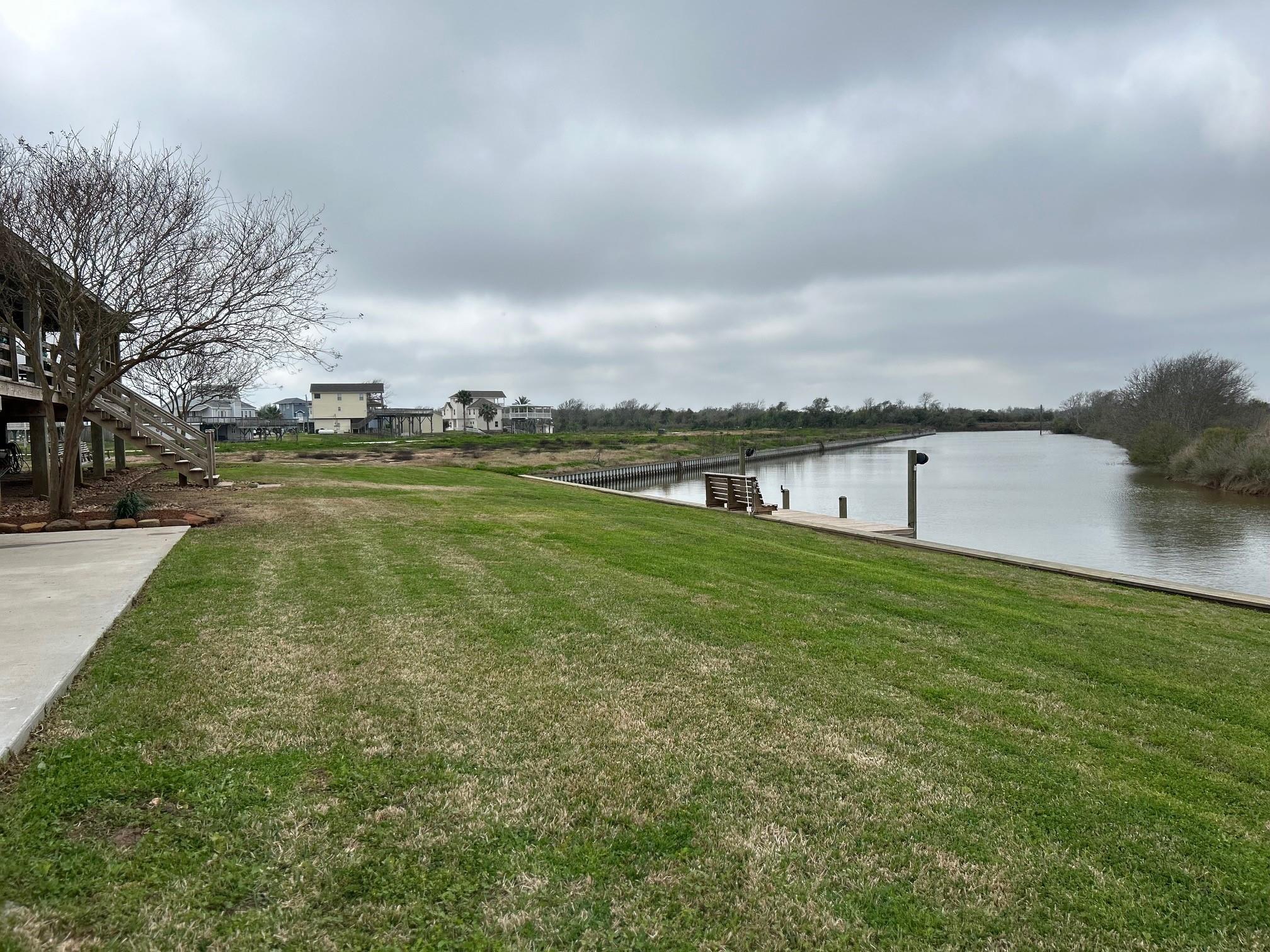 818 County Road 792