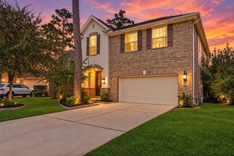 Photo of 10 Camplight Court, Spring, TX 77389 (MLS # 83155384)