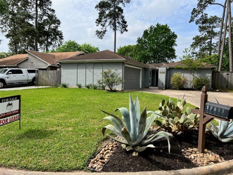Photo of 17511 Glenhew Road, Humble, TX 77396 (MLS # 48618658)