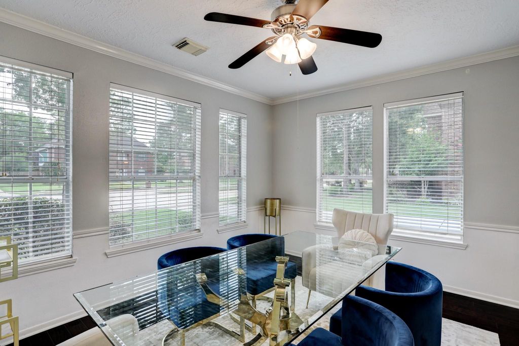 Photo of 1611 Falcon Ridge Boulevard, Friendswood, TX 77546 (MLS # 14826531)