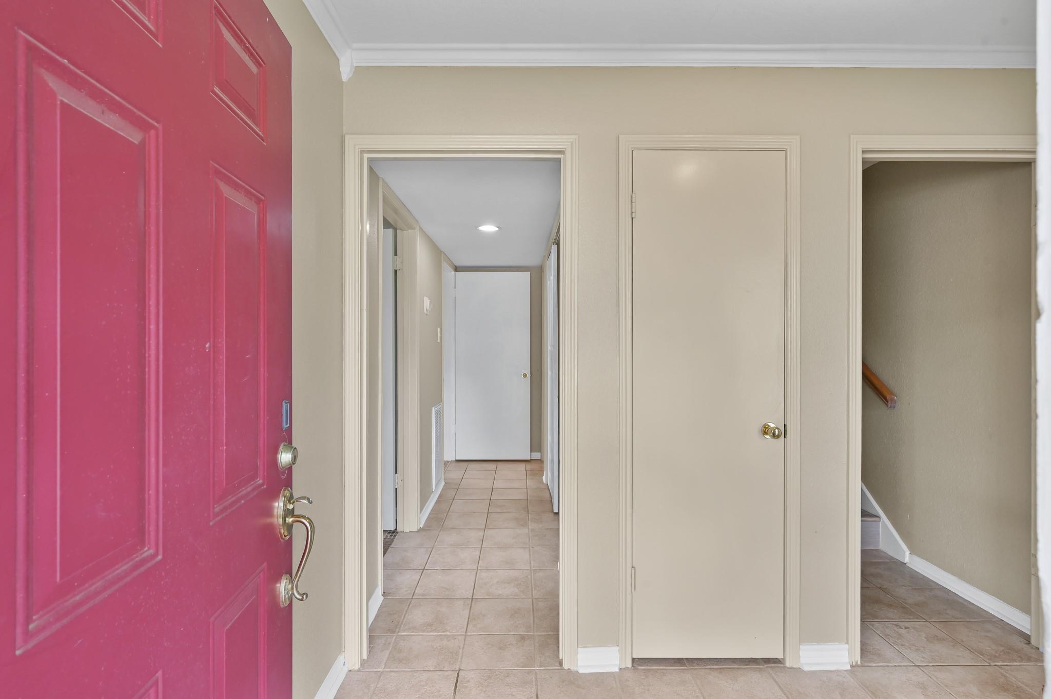 116 April Point Drive N