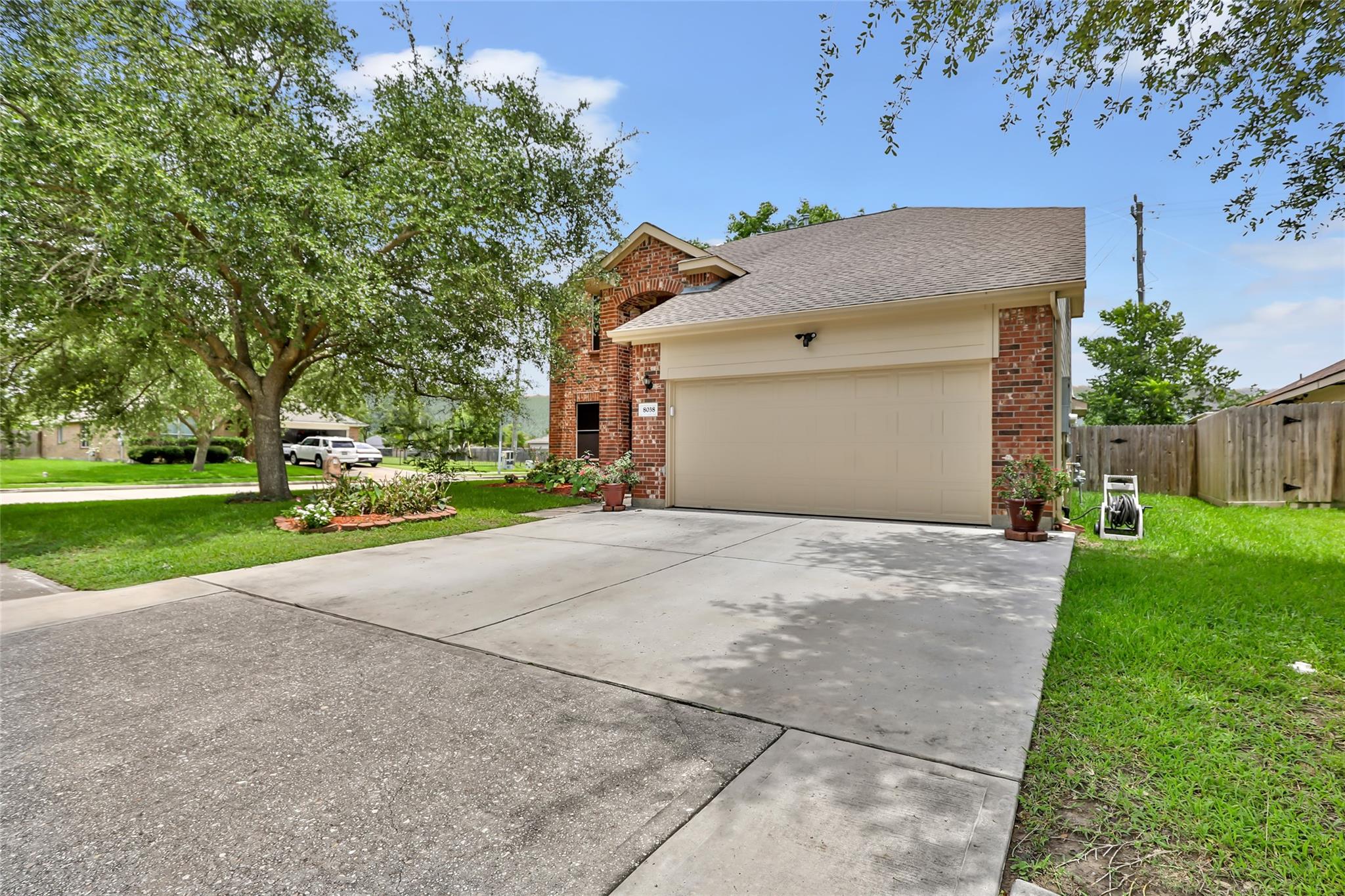 8038 Echinacea Drive