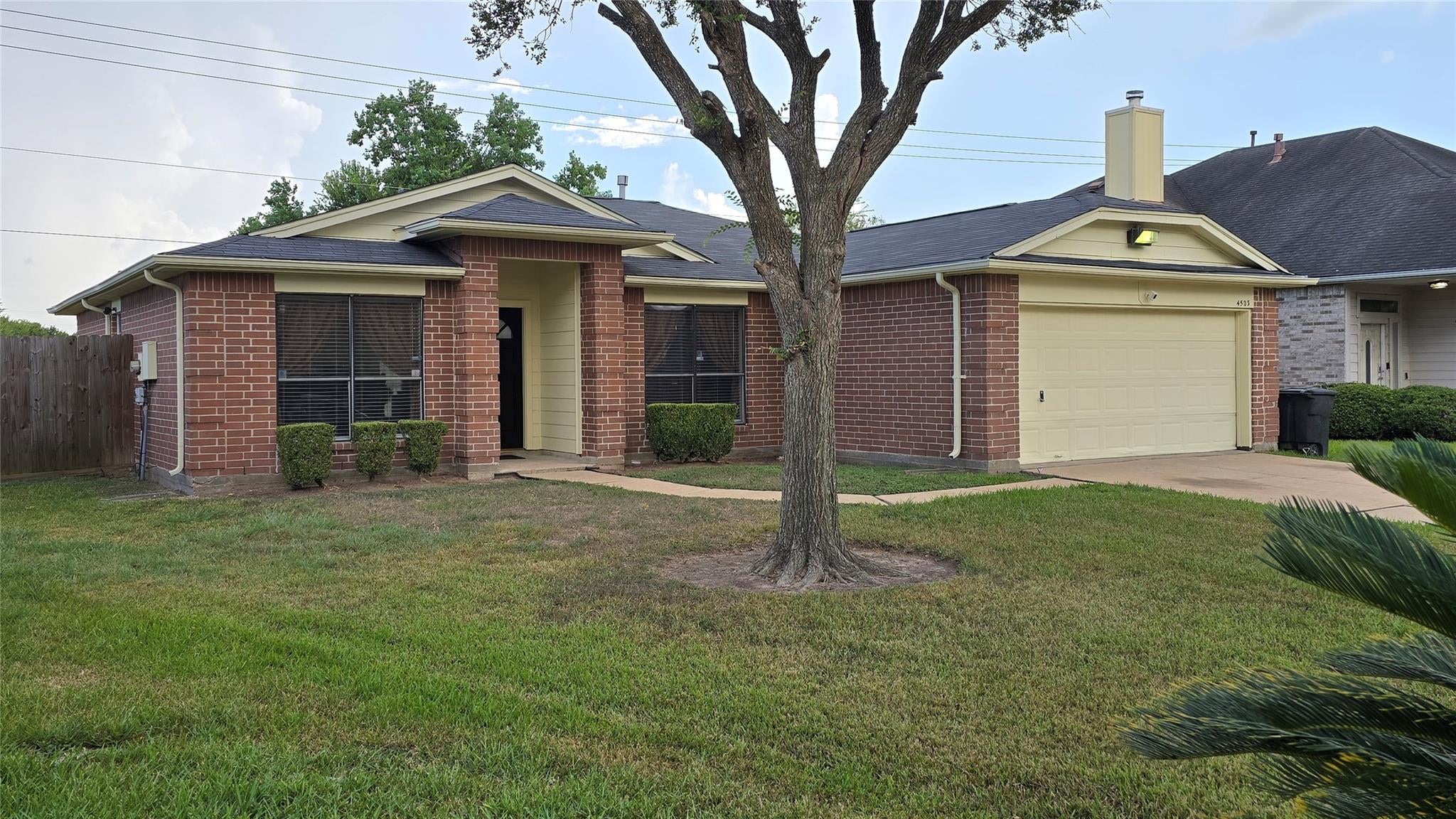 4503 Buckleridge Road - Photo 2