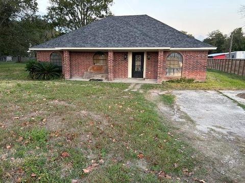 Photo of 9502 Irby Street, Houston, TX 77088 (MLS # 39339306)