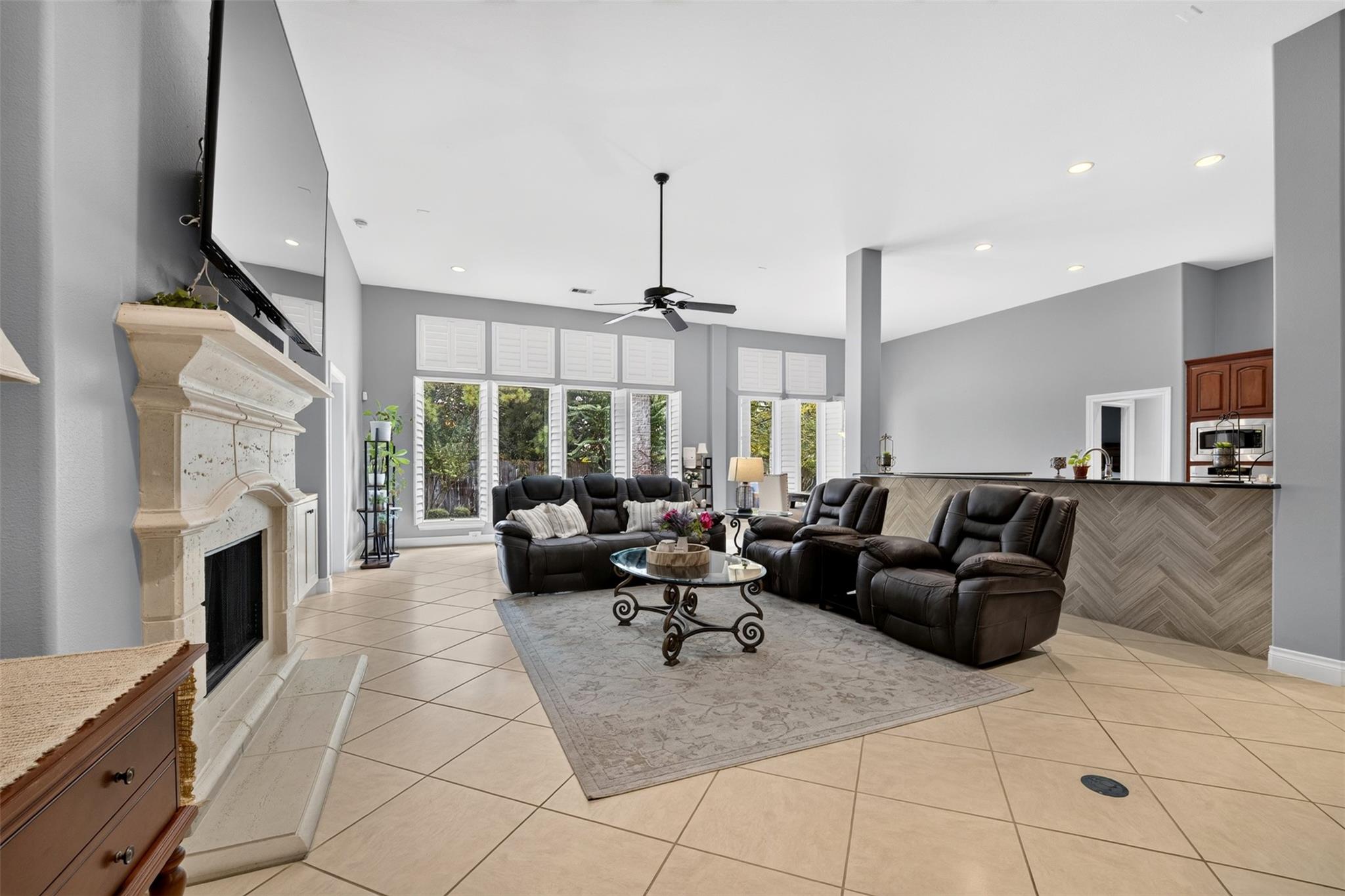 2318 Spring Lake Park Lane