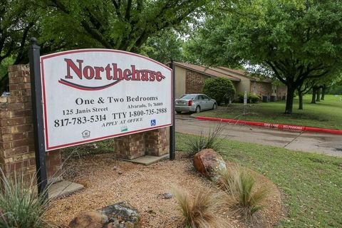 Apartment For Rent - 125 Janis Street<br/> Alvarado, TX 76009