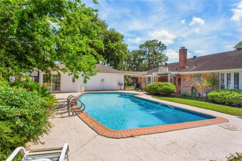 Photo of 5622 Long Creek Lane, Houston, TX 77088 (MLS # 34686871)