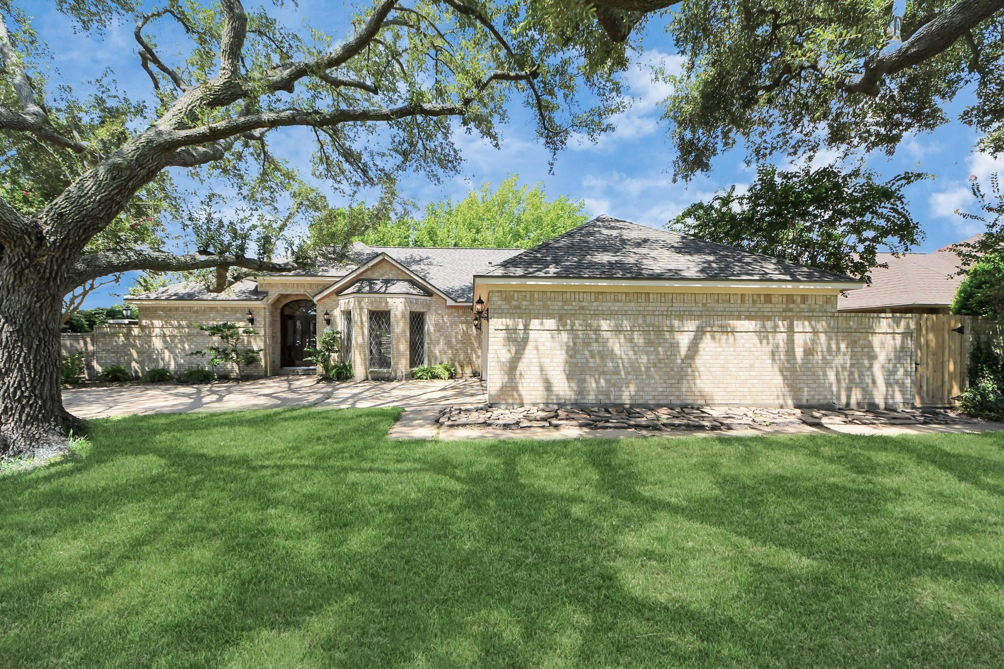 2310 Canterbury Court