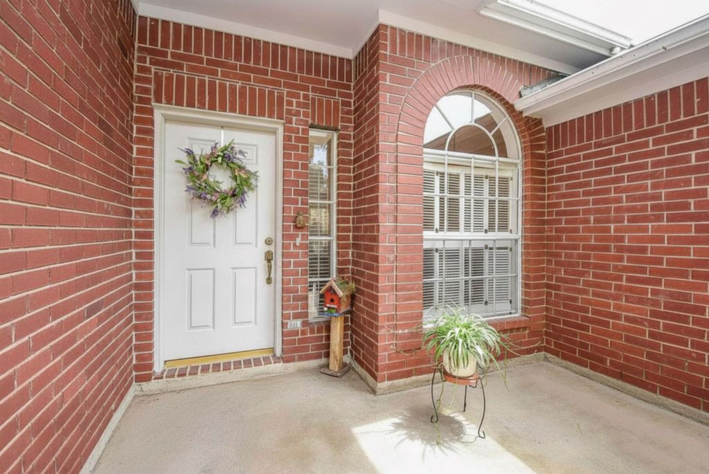 Photo of 12918 Mills Bend Street, Houston, TX 77070 (MLS # 2166570)