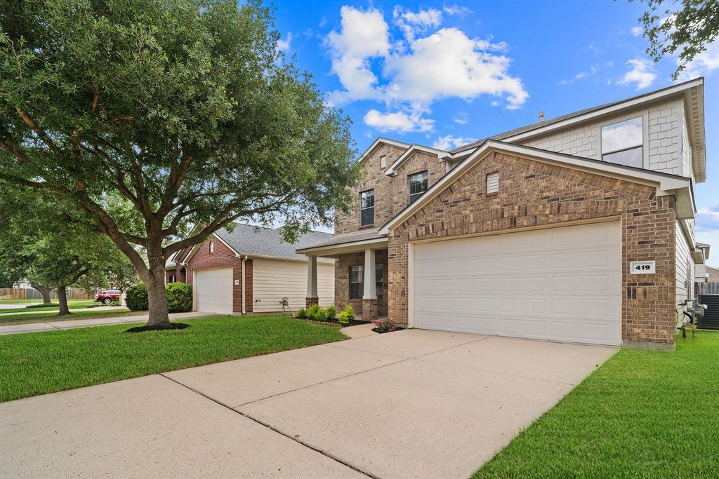 Photo of 419 Mornington Lane, Katy, TX 77494 (MLS # 19103860)