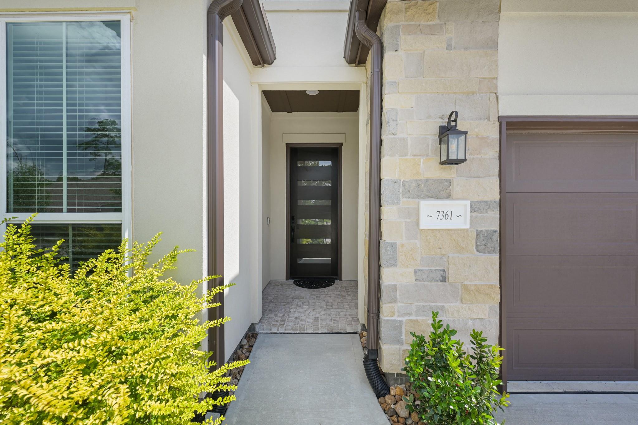 7361 Grandview Meadow Drive