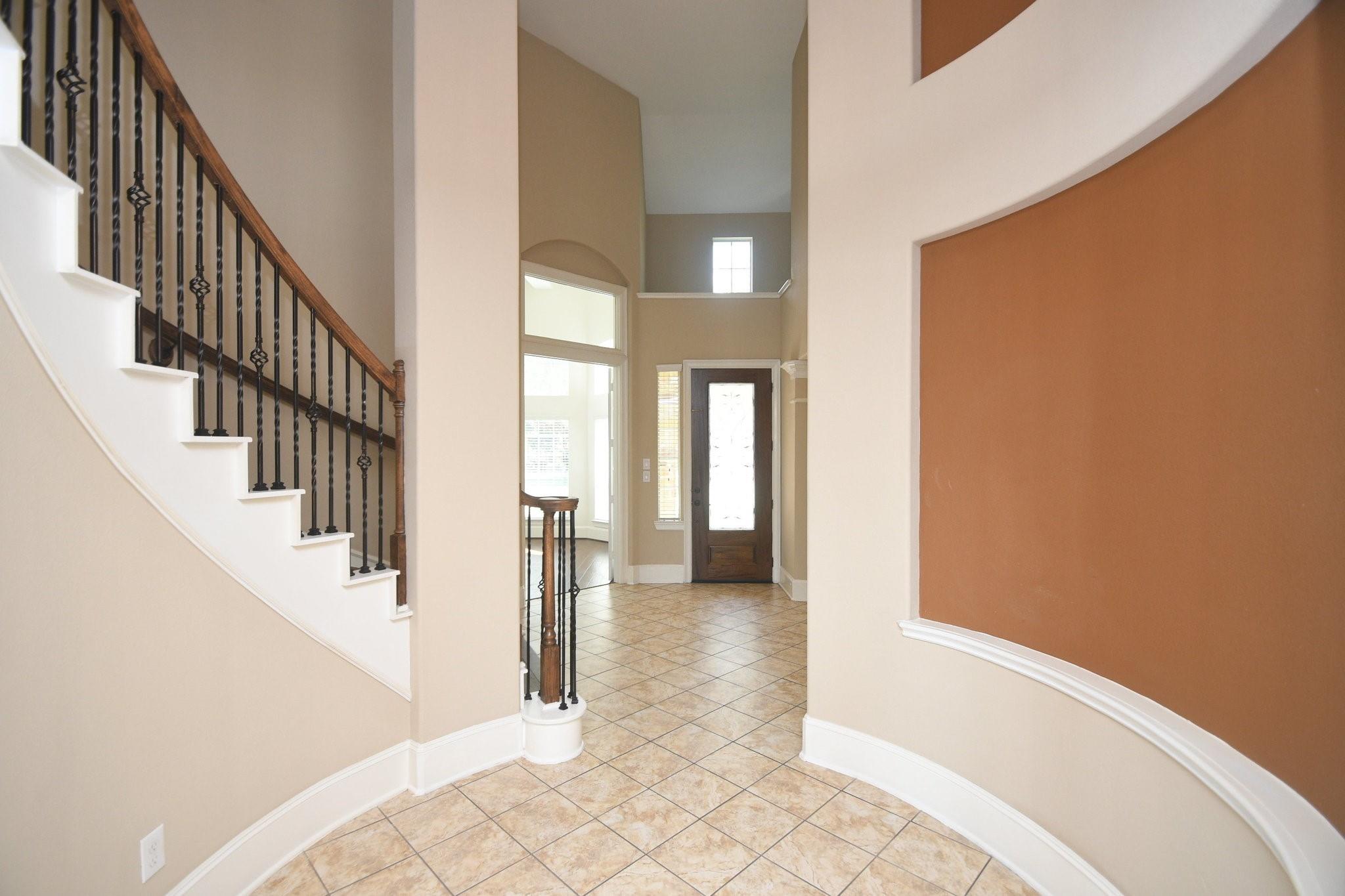 606 Whitney Oaks Lane