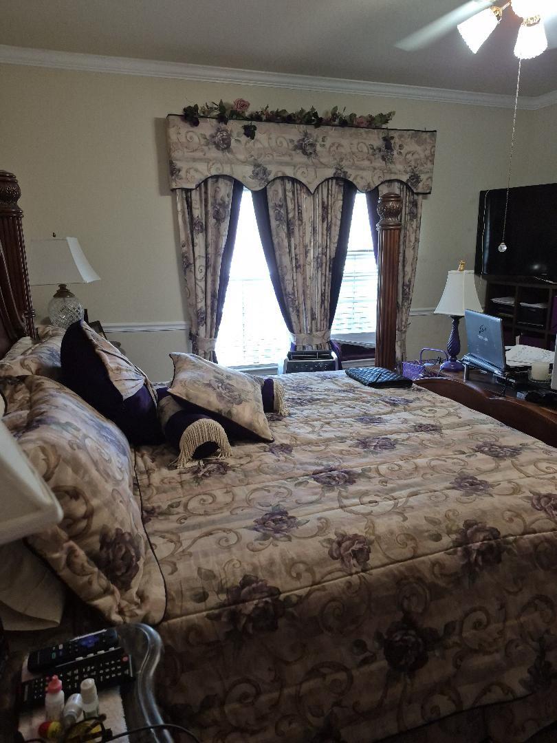 21867 Mossy Field Lane