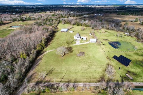 Photo of 5806 S Highway 35, Alvin, TX 77511 (MLS # 61968642)