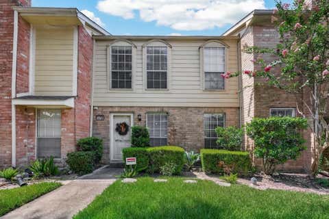 Photo of 14769 Perthshire Road, Houston, TX 77079 (MLS # 10935249)