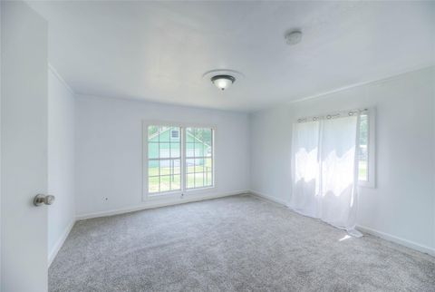Tiny photo for 203 S Canyon Drive, Onalaska, TX 77360 (MLS # 38087462)
