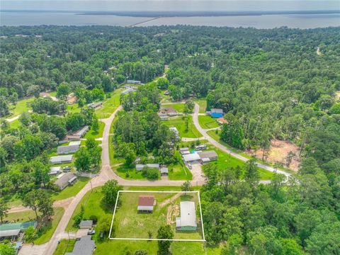 Tiny photo for 203 S Canyon Drive, Onalaska, TX 77360 (MLS # 38087462)