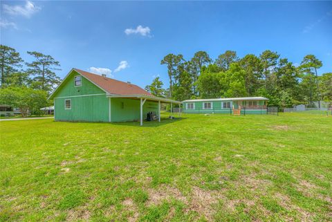 Tiny photo for 203 S Canyon Drive, Onalaska, TX 77360 (MLS # 38087462)