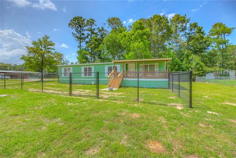 Tiny photo for 203 S Canyon Drive, Onalaska, TX 77360 (MLS # 38087462)