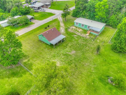 Photo of 203 S Canyon Drive, Onalaska, TX 77360 (MLS # 38087462)