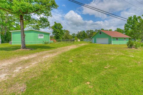 Tiny photo for 203 S Canyon Drive, Onalaska, TX 77360 (MLS # 38087462)